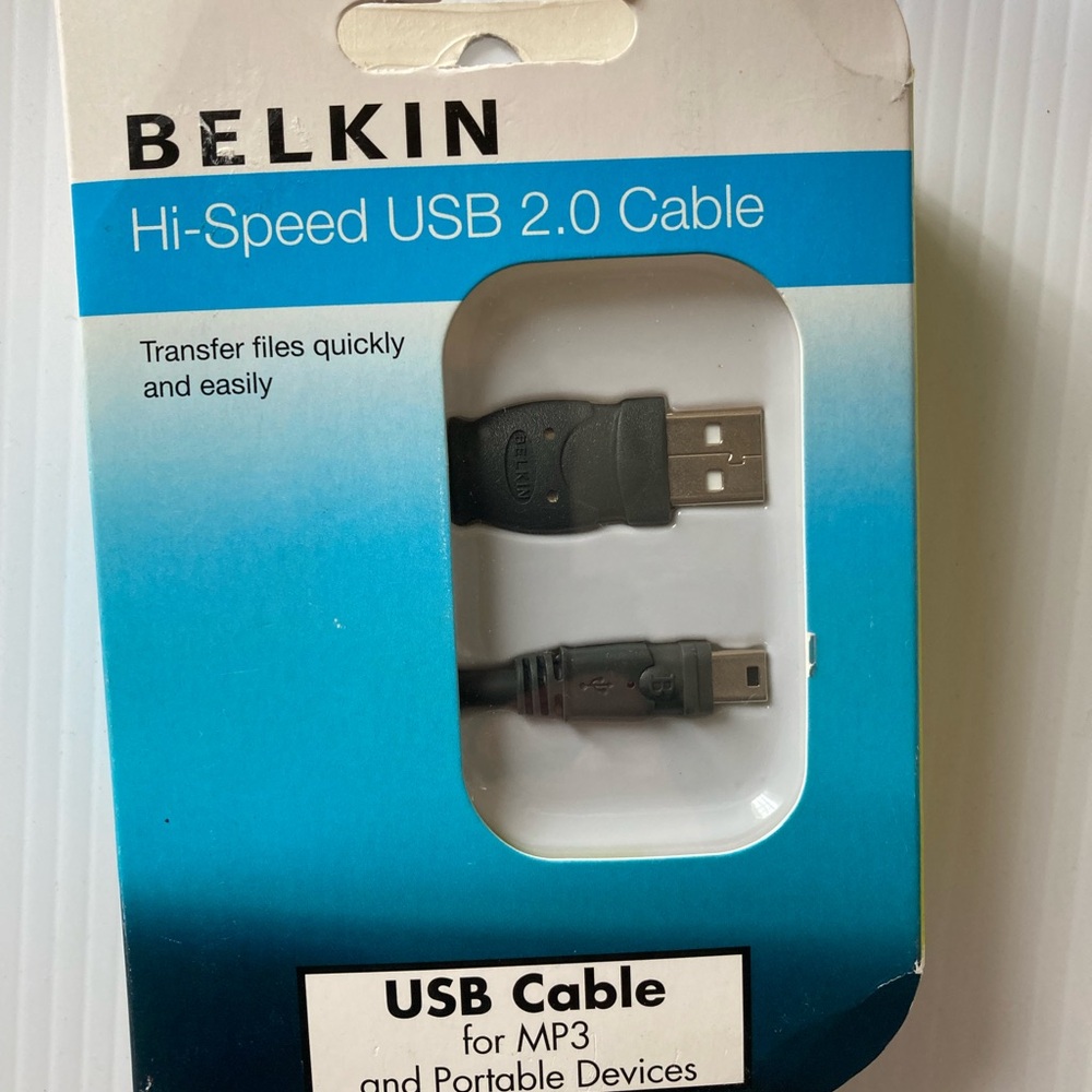 Belkin Black USB 2.0 Cable Hi Speed transfer cable USB to A Mini B  6 ft long